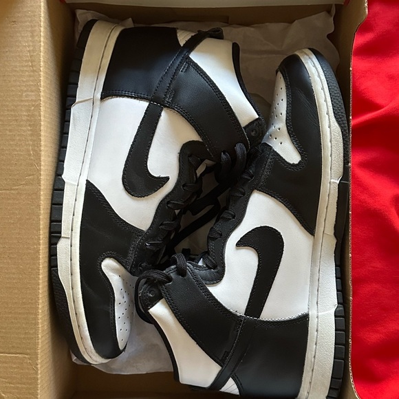 Nike Dunk High Panda Sneakers - Picture 6 of 12